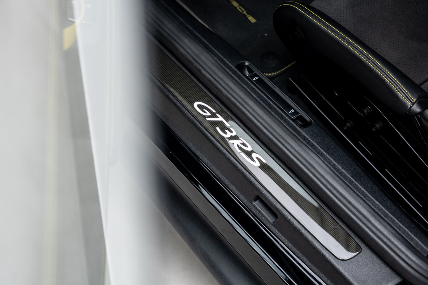 2019 PORSCHE 911 GT3 RS | WEISSACH PACKAGE | MAIN DEALER WARRANTY